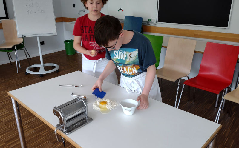 Nudelproduktion